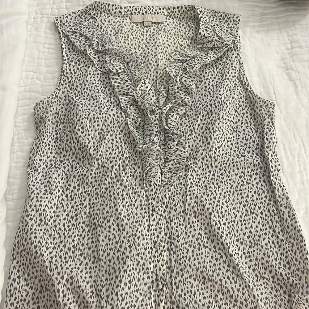 White and grey leopard sleeveless blouse
